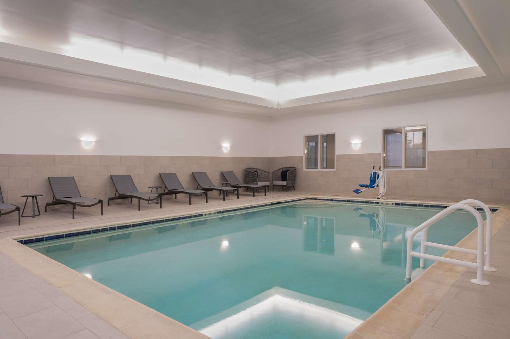 Homewood Suites Medford Kültér fotó
