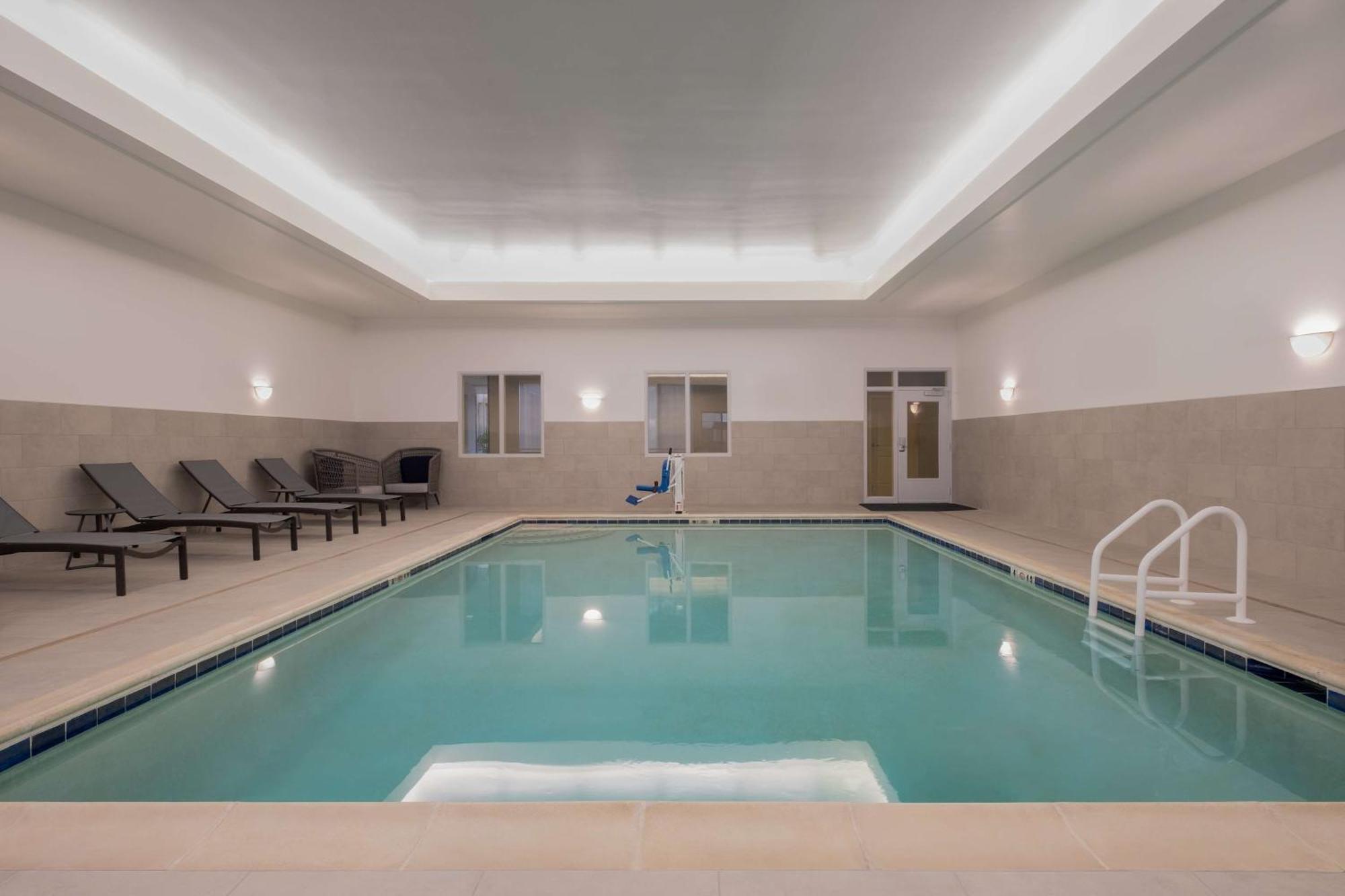 Homewood Suites Medford Kültér fotó